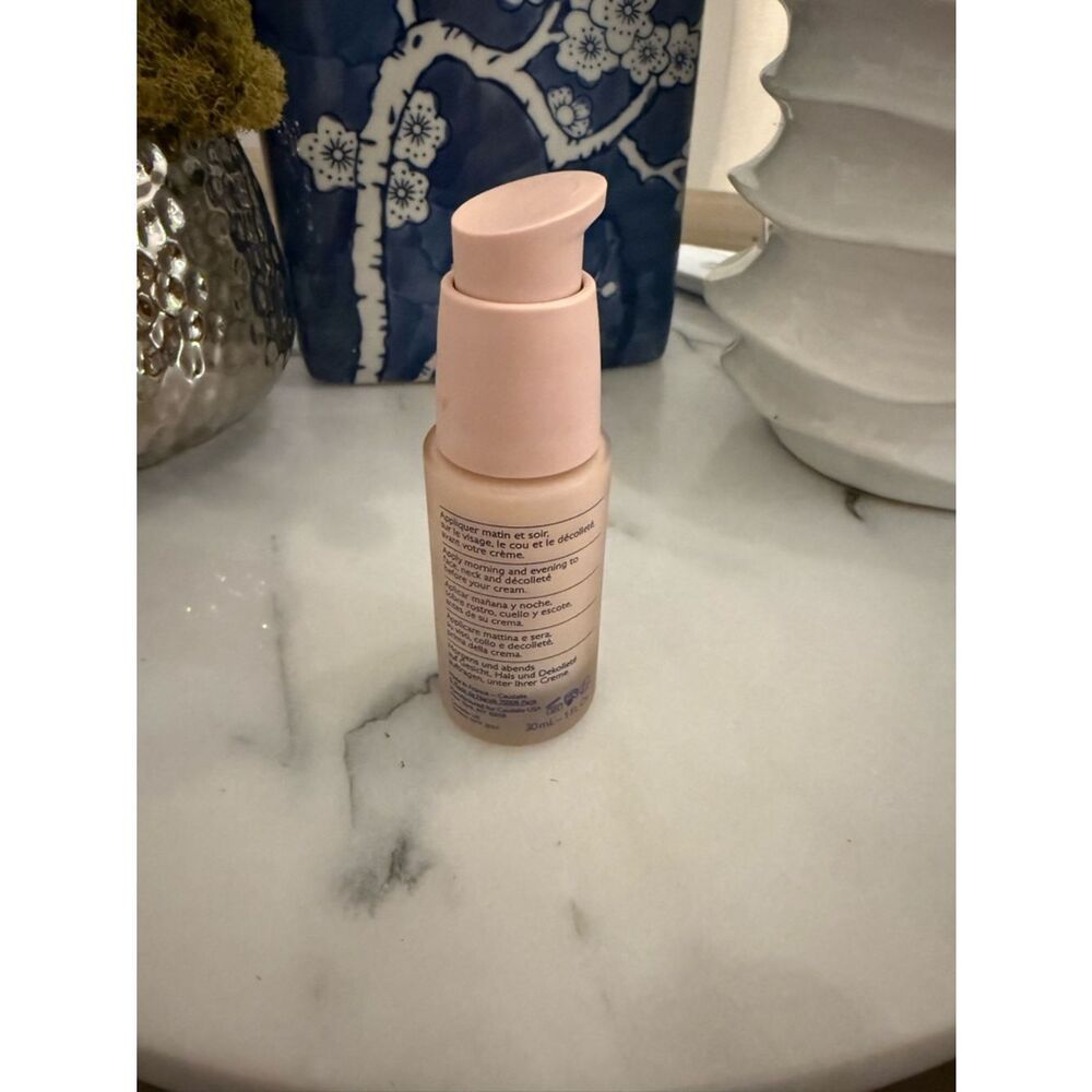 Caudalie
Resveratrol Lift Instant Firming Refillable Retinol
Alternative Serum - Picture 5 of 5